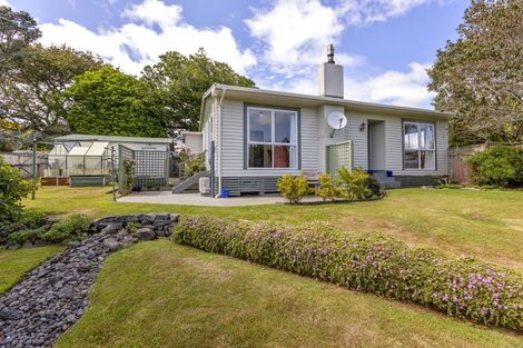 Photo of property in 5a Old South Road, Okato, 4335