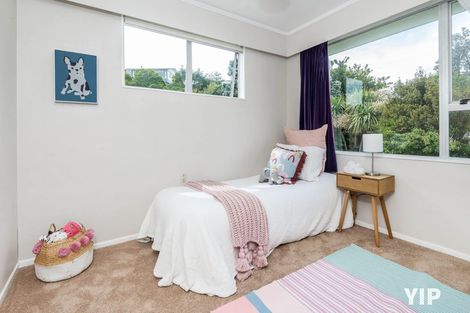 Photo of property in 65 Gloaming Hill, Titahi Bay, Porirua, 5022