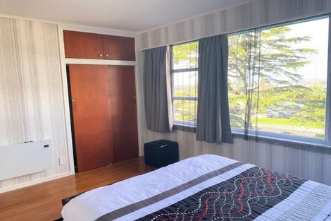 Photo of property in 5 Hartley Terrace, Massey, Auckland, 0614