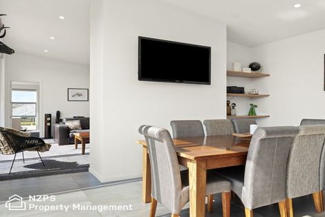 Photo of property in 21 Awa Toru Drive, Fairfield, Dunedin, 9018