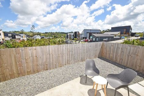 Photo of property in 120 Waekahu Road, Westgate, Auckland, 0814