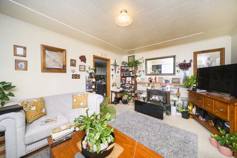 Photo of property in 24 Pembroke Street, Highbury, Palmerston North, 4412