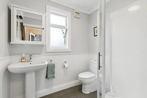 Photo of property in 8 Yule Street, Kilbirnie, Wellington, 6022