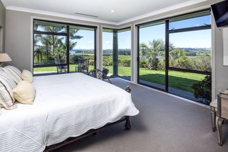 Photo of property in 169 Broomfields Road, Whitford, Howick, 2571