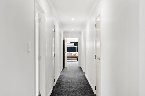 Photo of property in 1 Douglas Street, Hawera, 4610