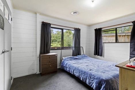 Photo of property in 6 Serenity Grove, Maoribank, Upper Hutt, 5018