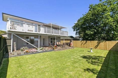 Photo of property in 80 Muir Avenue, Mangere Bridge, Auckland, 2022