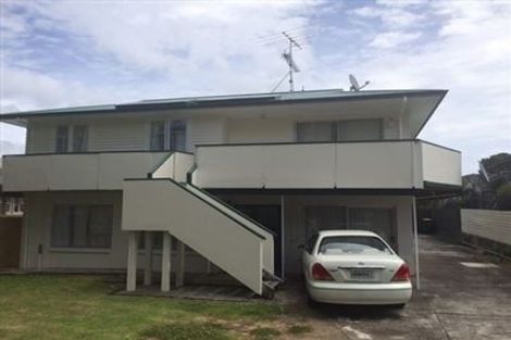 Photo of property in 8 Lynden Avenue, Hillcrest, Auckland, 0627