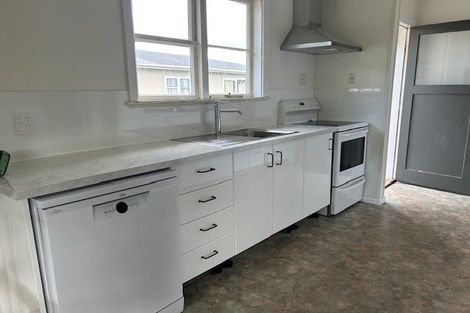 Photo of property in 18 Kitchener Street, Lansdowne, Masterton, 5810