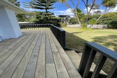Photo of property in 25 Smythe Road, Henderson, Auckland, 0612