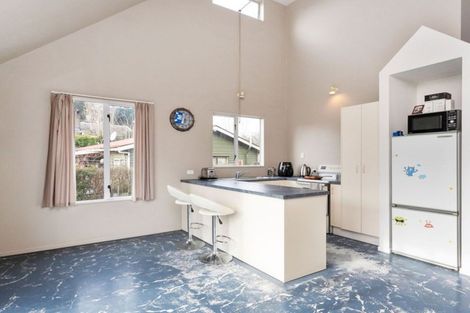 Photo of property in 12b Rinaldi Avenue, The Pines Beach, 7630