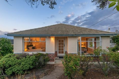 Photo of property in 149 Easther Crescent, Kew, Dunedin, 9012