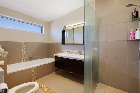 Photo of property in 264a Seaforth Road, Waihi Beach, 3611