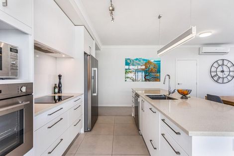 Photo of property in 16 Plantation Terrace, Orewa, 0931