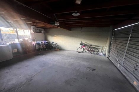 Photo of property in 43n Waimairi Road, Upper Riccarton, Christchurch, 8041