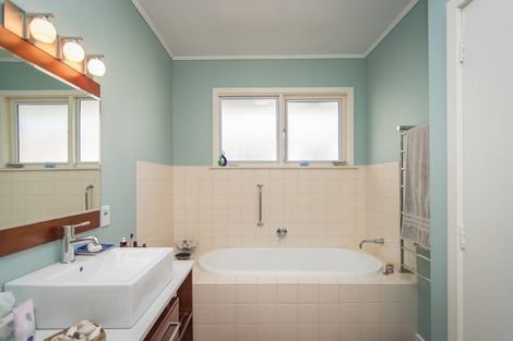 Photo of property in 28 Orbell Street, Highfield, Timaru, 7910