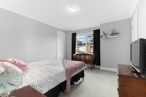 Photo of property in 6 Norfolk Way, Welcome Bay, Tauranga, 3112