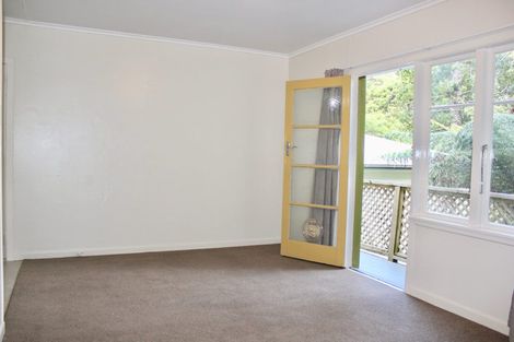 Photo of property in 233 Konini Road, Titirangi, Auckland, 0604