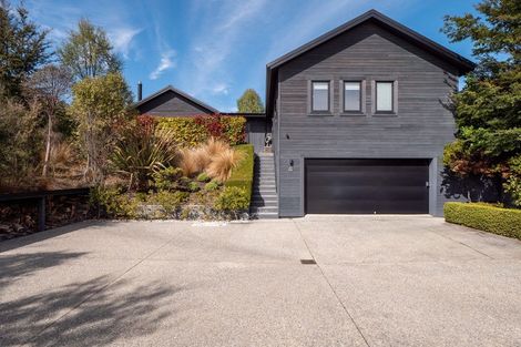 Photo of property in 27 Pendeen Crescent, Jacks Point, Queenstown, 9371