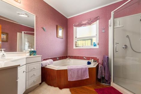 Photo of property in 3 Kerswell Terrace, Tihiotonga, Rotorua, 3015