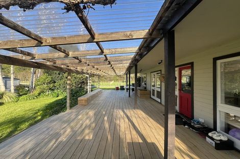 Photo of property in 92 Rahui Road, Otaki, 5512