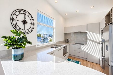 Photo of property in 305a Beach Road, Whangamata, 3620