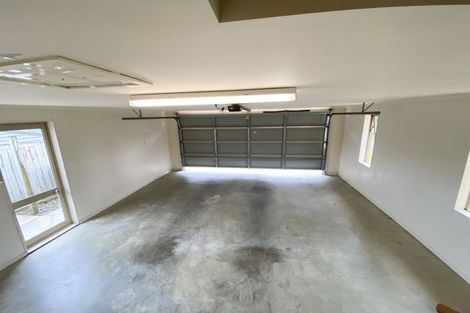 Photo of property in 37 Nimstedt Avenue, Oteha, Auckland, 0632