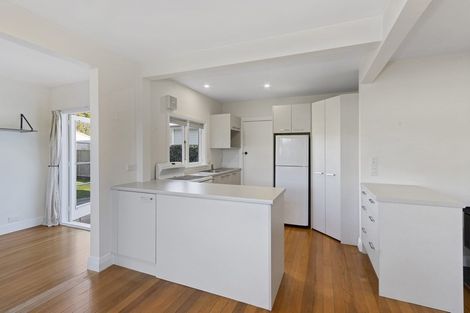 Photo of property in 116 Riverlaw Terrace, Saint Martins, Christchurch, 8022