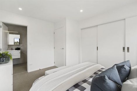 Photo of property in 12 Mahinga Kai Way, Belmont, Auckland, 0622