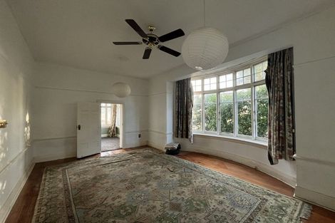 Photo of property in 323 Stuart Street, Dunedin Central, Dunedin, 9016