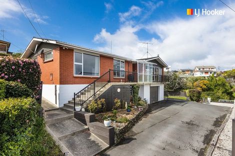 Photo of property in 136 Larnach Road, Waverley, Dunedin, 9013