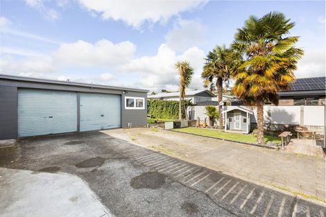 Photo of property in 15 Livingstone Avenue, Nawton, Hamilton, 3200