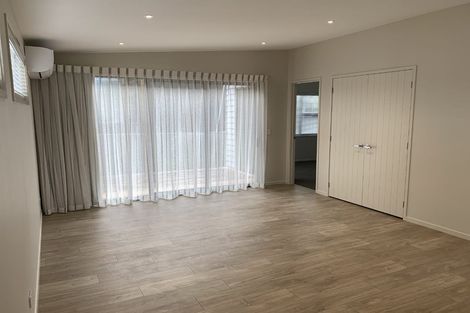 Photo of property in 10b Marama Street, Castor Bay, Auckland, 0620