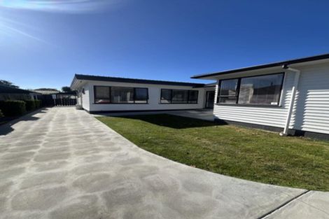 Photo of property in 69 Coopers Road, Dallington, Christchurch, 8061