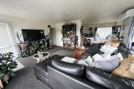 Photo of property in 38 Charlotte Street, Stanmore Bay, Whangaparaoa, 0932