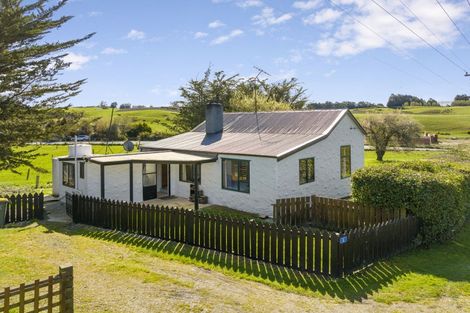 Photo of property in 8 Bruce Street, Kakapuaka, Balclutha, 9273