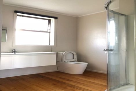 Photo of property in 27 Parker Avenue, New Lynn, Auckland, 0600