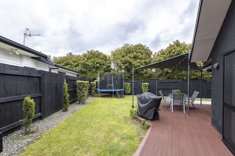 Photo of property in 5 D'urville Place, Kelvin Grove, Palmerston North, 4414