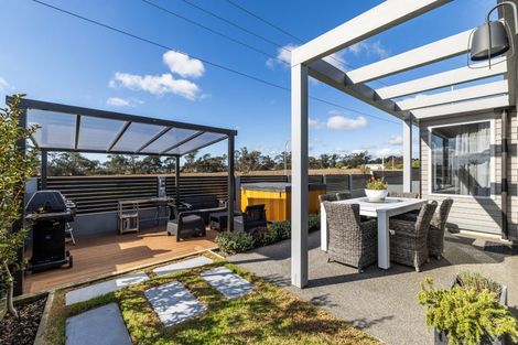 Photo of property in 143 Arataki Road, Havelock North, 4130