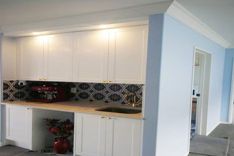 Photo of property in 11 Agnew Place, Albany, Auckland, 0632