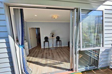 Photo of property in 11 Agnew Place, Albany, Auckland, 0632
