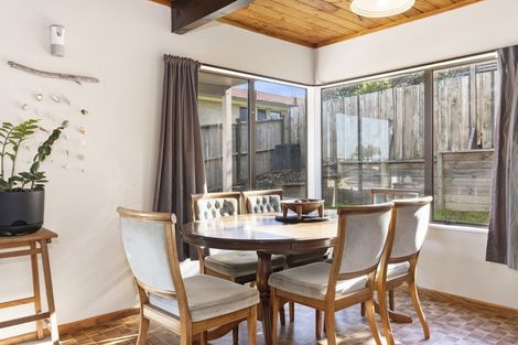 Photo of property in 7 Rangataua Street, Welcome Bay, Tauranga, 3112