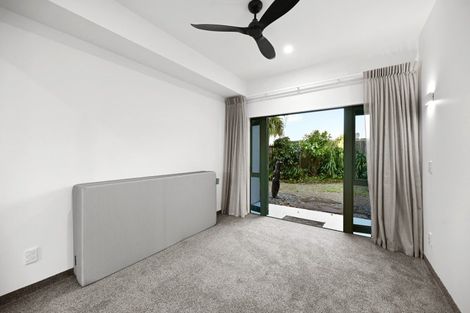 Photo of property in 2 Minchin Crescent, St Andrews, Hamilton, 3200