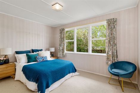 Photo of property in 40 Catherine Crescent, Paparangi, Wellington, 6037