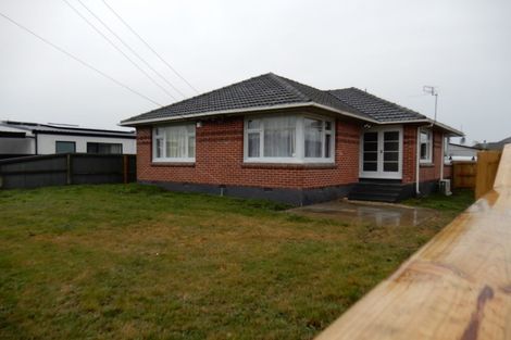 Photo of property in 120 Bowhill Road, New Brighton, Christchurch, 8083