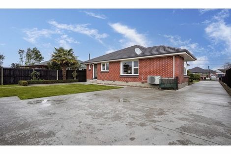 Photo of property in 10 Greenwood Close, Mairehau, Christchurch, 8013