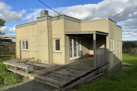 Photo of property in 110 Hurndall Street East, Maungaturoto, 0520