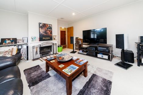 Photo of property in 23 Pahiatua Street, Hokowhitu, Palmerston North, 4410