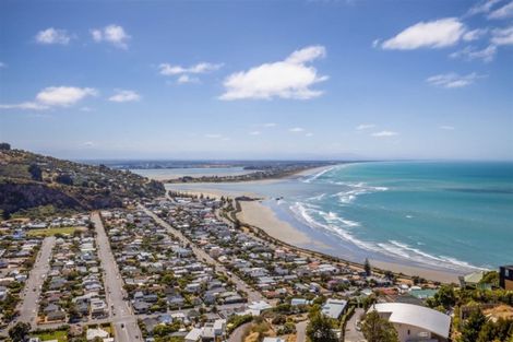 Photo of property in 18 Highview Lane, Scarborough, Christchurch, 8081