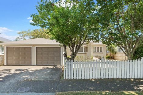 Photo of property in 247 St Andrews Road, Epsom, Auckland, 1023